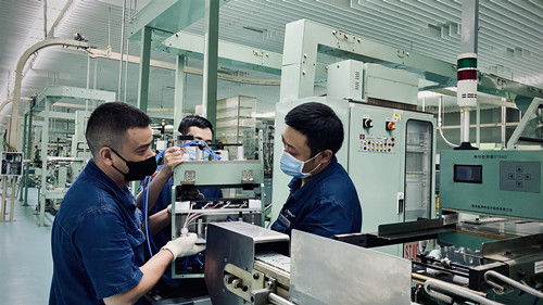 成都卷煙廠卷包車間啟動(dòng)停產(chǎn)技改，助力產(chǎn)業(yè)升級(jí)與綠色發(fā)展